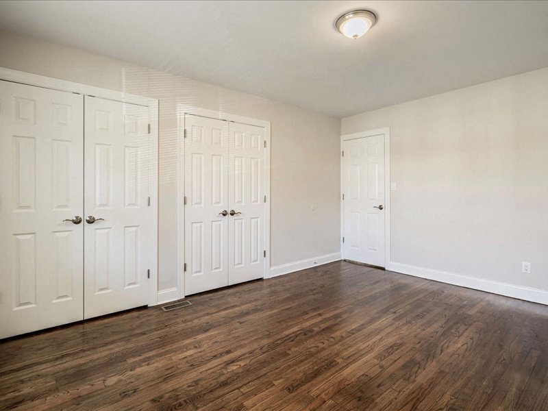 Gallery Photo 72